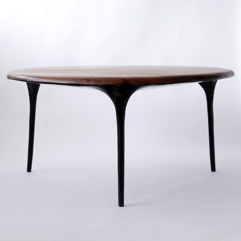 Valentin Loellmann  - Steel - Round table